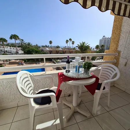 Apartament Borinquen Only 280 Meters To The Beach, Balcony With Sea View, Heated Pool, Wifi Playa de las Americas (Tenerife)