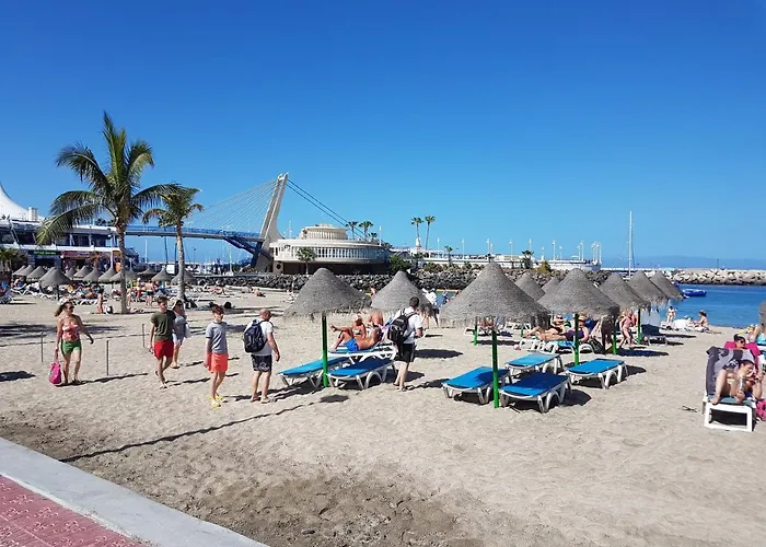 Borinquen Only 280 Meters To The Beach, Balcony With Sea View, Heated Pool, Wifi Apartment Playa de las Américas